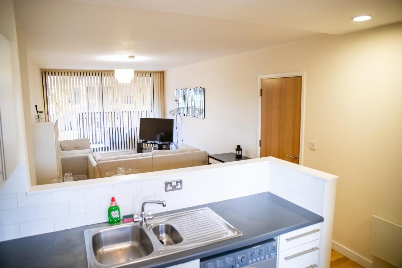 Leeds Vibrant 2 Bedroom Sleeps 4 외부 사진